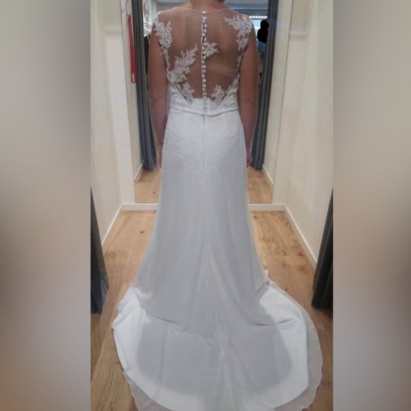 Off White A Line Wedding/Engagement Pictures Dress